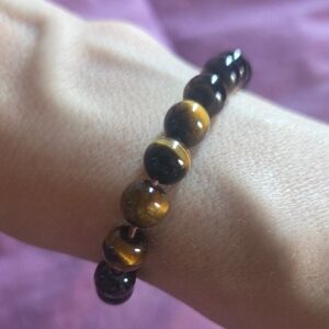 Golden Brown Tiger Eye Beaded Elastic Bracelet 7.5" Around.
